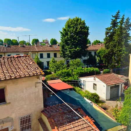 Apartment Borgo Vespucci Florence